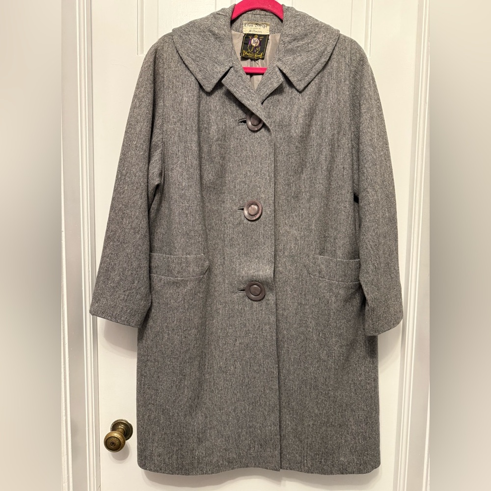 Elegant Gray Trench Coat for Women